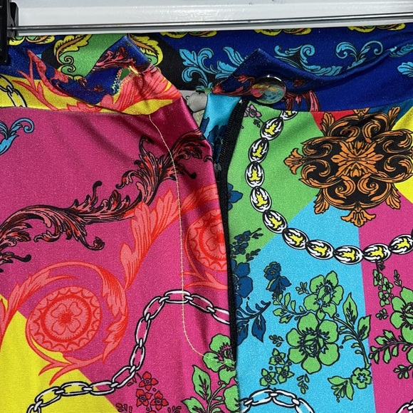 Fashion Nova stretchy “designer” pants - Picture 3 of 4